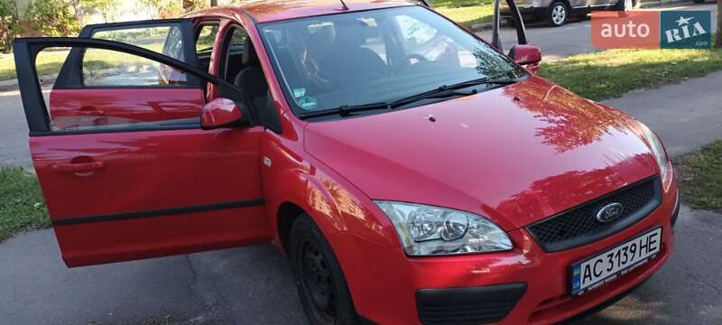 Универсал Ford Focus 2007 в Нововолынске