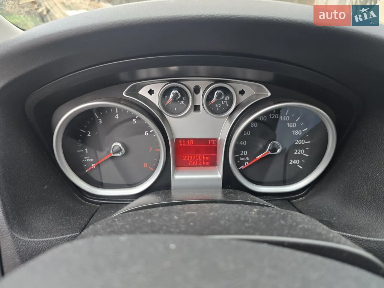 2010 Ford Focus - мініатюра 12