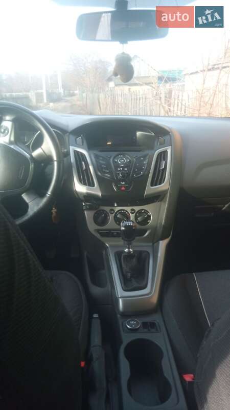 Універсал Ford Focus 2011 в Нових Санжарах