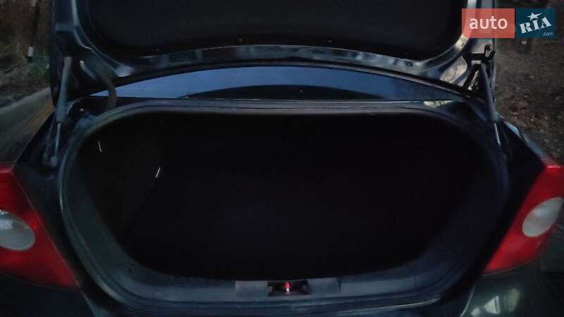 Седан Ford Focus 2011 в Березане