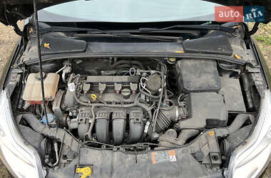 Хэтчбек Ford Focus 2014 в 