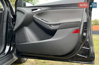 Хэтчбек Ford Focus 2014 в 