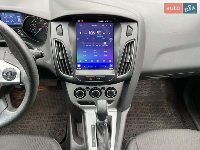 Хэтчбек Ford Focus 2014 в Киеве