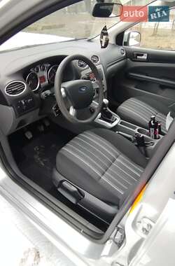Универсал Ford Focus 2010 в 