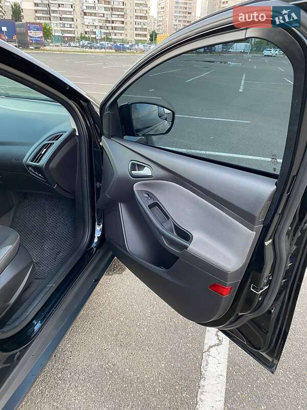 Седан Ford Focus 2014 в Киеве фото 11 Седан Ford Focus 2014 в Киеве