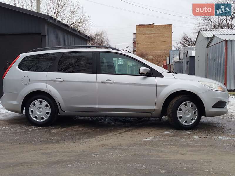 Универсал Ford Focus 2010 в Корсуне-Шевченковском