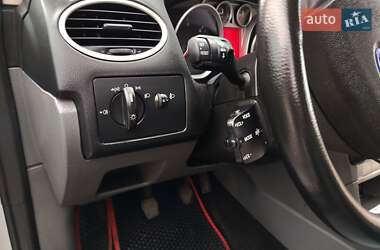 Универсал Ford Focus 2010 в 