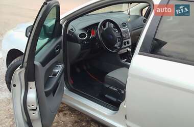 Универсал Ford Focus 2010 в 