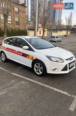 Хэтчбек Ford Focus 2013 в Киеве