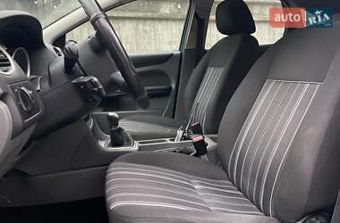 Хэтчбек Ford Focus 2008 в 