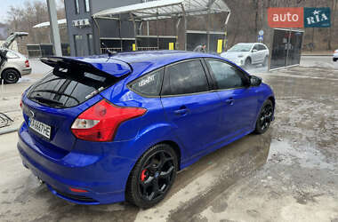 Хетчбек Ford Focus 2013 в Києві