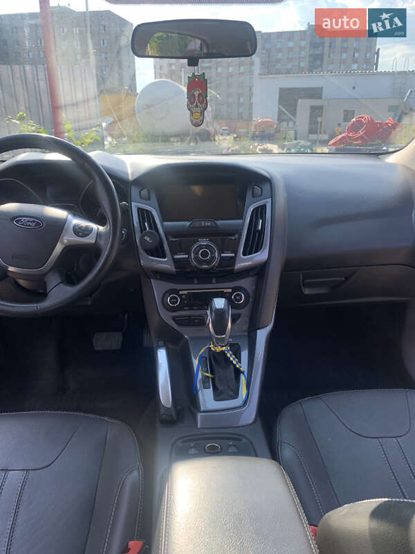 Хэтчбек Ford Focus 2013 в Виннице фото 20 Хэтчбек Ford Focus 2013 в Виннице