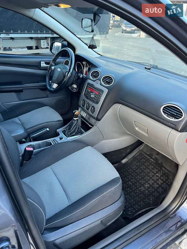 Седан Ford Focus 2011 в Краматорске