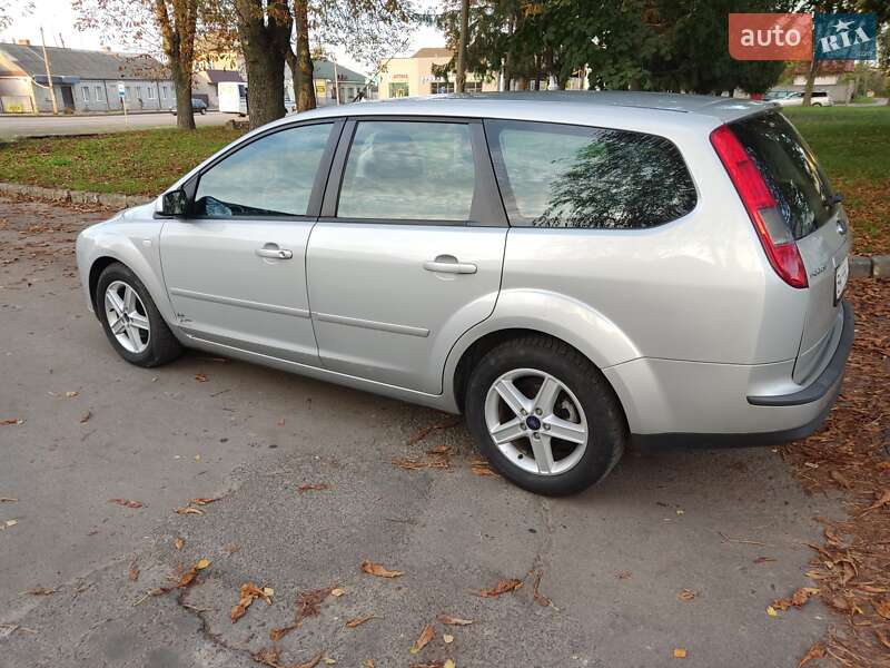 Универсал Ford Focus 2006 в Дубно