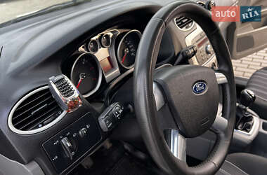 Універсал Ford Focus 2008 в Нововолинську