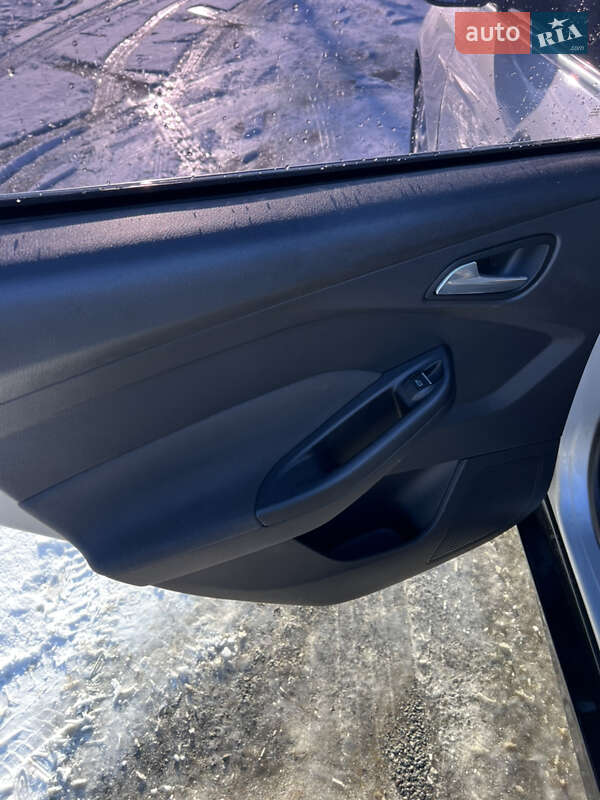 Хэтчбек Ford Focus 2011 в Ивано-Франковске фото 18 Хэтчбек Ford Focus 2011 в Ивано-Франковске