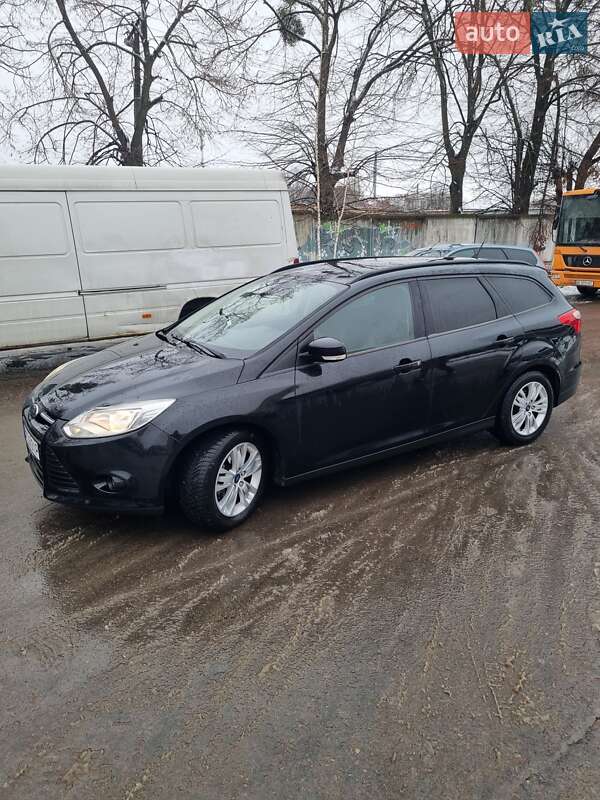 Универсал Ford Focus 2014 в 