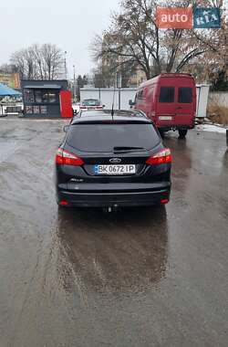 Универсал Ford Focus 2014 в 