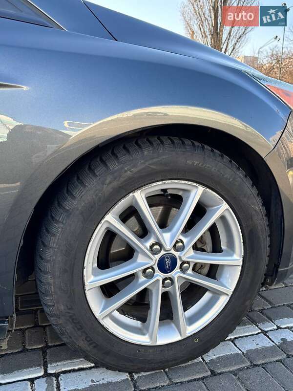 Хэтчбек Ford Focus 2017 в Одессе