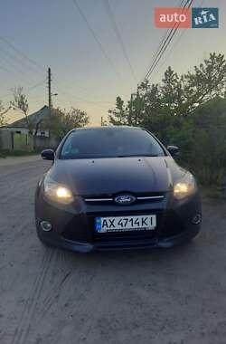 Універсал Ford Focus 2012 в Зміїві