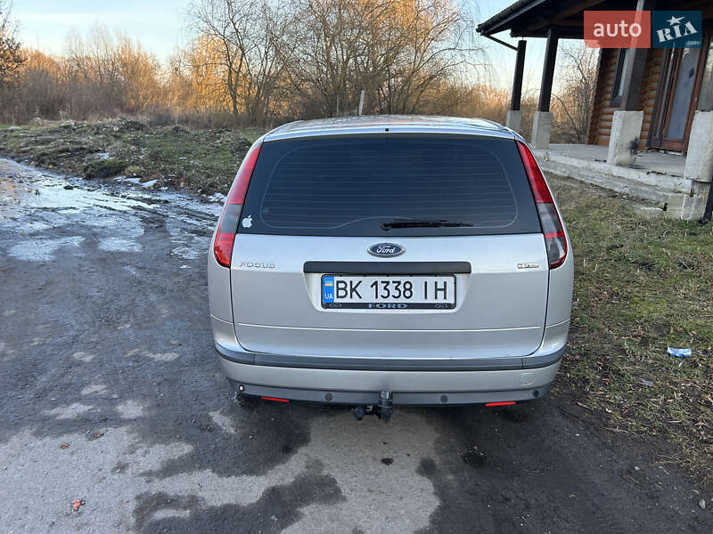 Універсал Ford Focus 2006 в Дубні