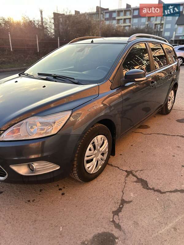 Универсал Ford Focus 2008 в Староконстантинове