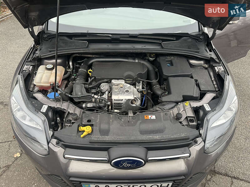 Хэтчбек Ford Focus 2013 в Киеве