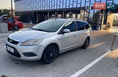 Универсал Ford Focus 2010 в Остроге