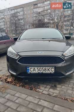 Седан Ford Focus 2015 в Черкасах