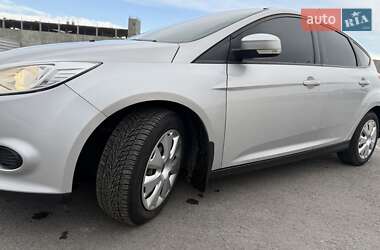 Хетчбек Ford Focus 2013 в Пустомитах