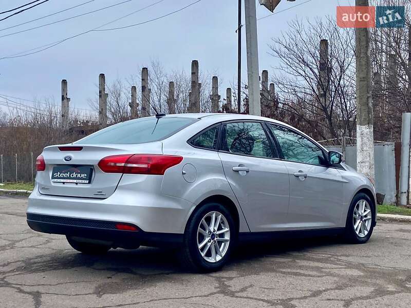 Седан Ford Focus 2016 в Николаеве