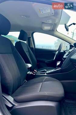 Седан Ford Focus 2016 в 