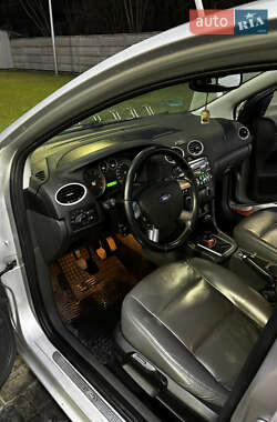 Хэтчбек Ford Focus 2006 в 