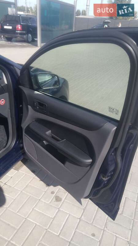 Универсал Ford Focus 2006 в Черкассах фото 12 Универсал Ford Focus 2006 в Черкассах