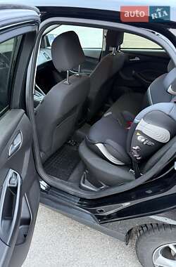 Седан Ford Focus 2017 в 