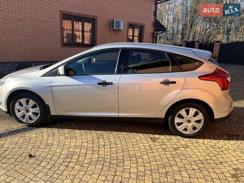 Хэтчбек Ford Focus 2011 в Чернигове фото 8 Хэтчбек Ford Focus 2011 в Чернигове