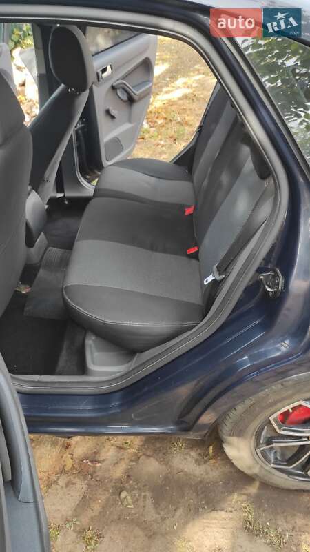 Хэтчбек Ford Focus 2007 в Прилуках