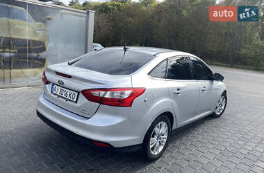 Седан Ford Focus 2012 в 