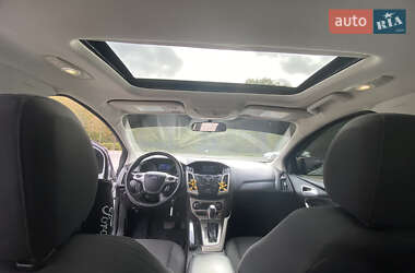 Седан Ford Focus 2012 в 