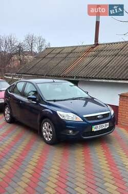 Хэтчбек Ford Focus 2011 в 