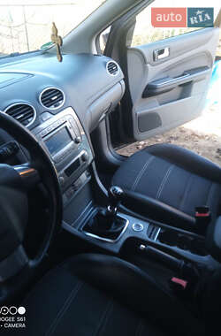 Универсал Ford Focus 2010 в 