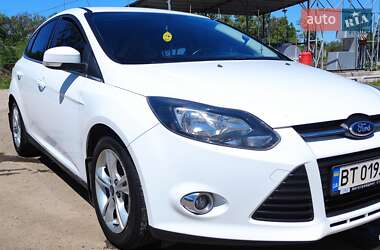 Хэтчбек Ford Focus 2014 в 
