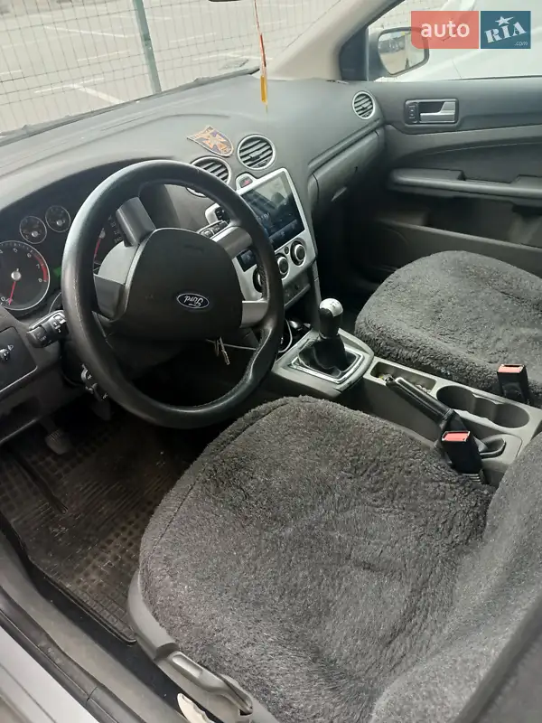 Ford Focus 2006 VIN WF0WXXGCDW6A56957 фото оголошення 8 з 48