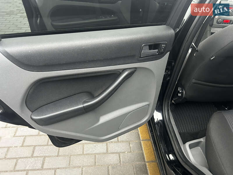 Універсал Ford Focus 2010 в Рівному