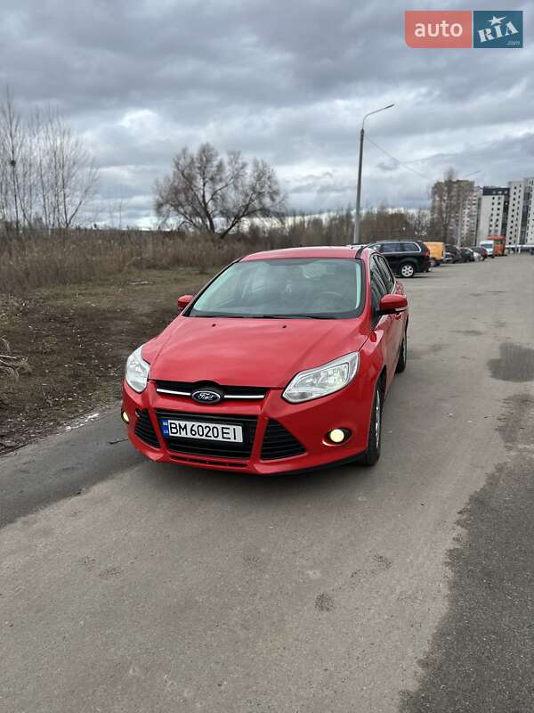 Хэтчбек Ford Focus 2012 в Сумах