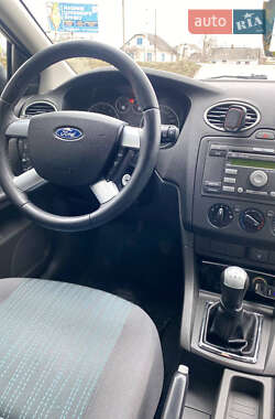 Универсал Ford Focus 2005 в Староконстантинове