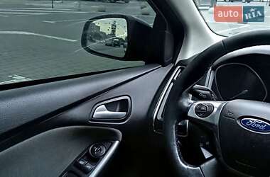 Универсал Ford Focus 2013 в 