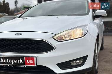 Хэтчбек Ford Focus 2017 в 