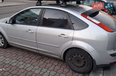 Хэтчбек Ford Focus 2007 в 