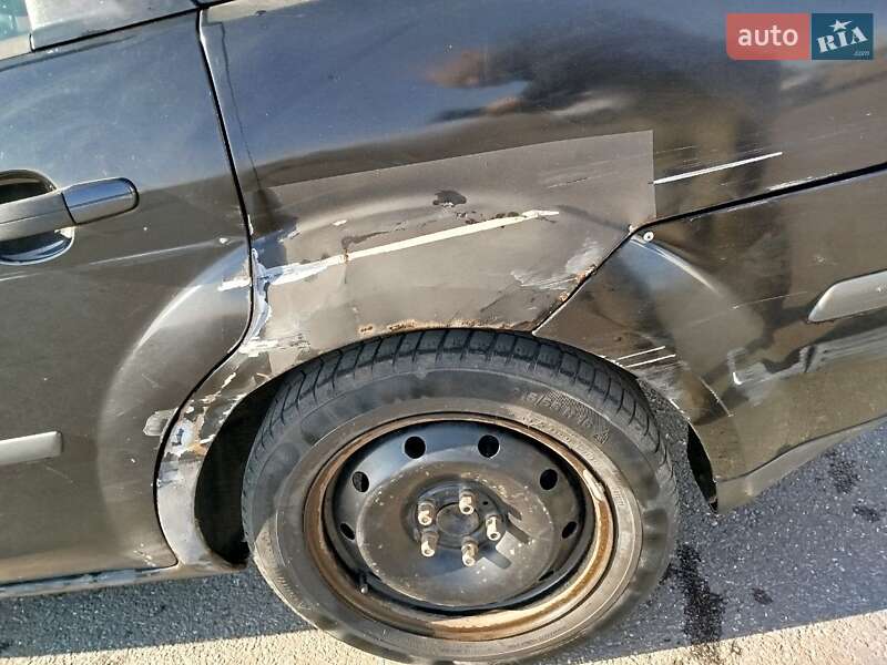 Седан Ford Focus 2006 в Николаеве